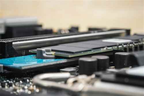 首款PCIe 5.0国产SSD主控量产!14GB/s、企业级