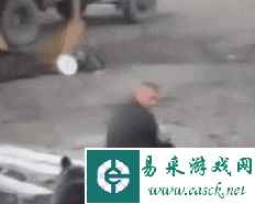 有容乃大姑娘海量啊 动图 说来你不信是伞先动的手