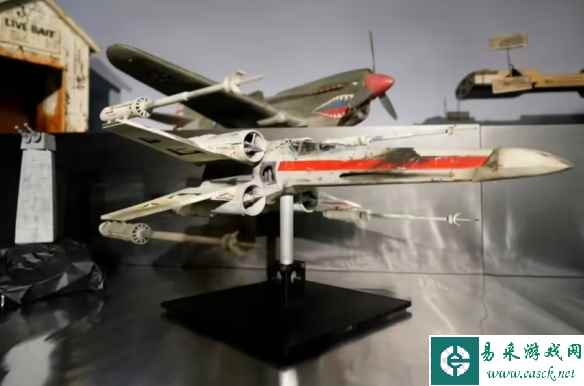 《星球大战》经典X翼星际战机模型拍卖 2291万成交！