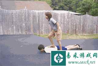 感觉第一个能凑合着用啊 动图 这皮卡丘好Q弹啊！