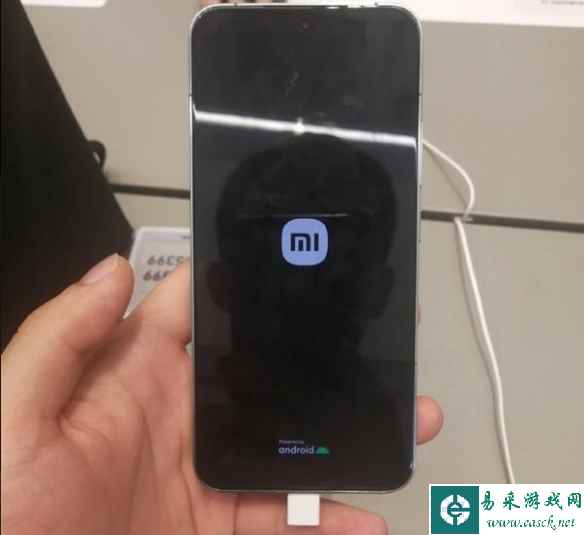 小米澎湃OS开机画面仍显示基于安卓：摆脱需要时间