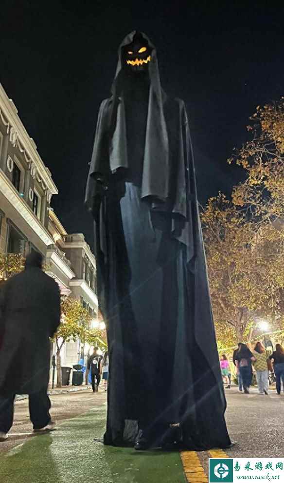 章鱼博士、闪灵双胞胎等！网友晒自己的万圣节cos服