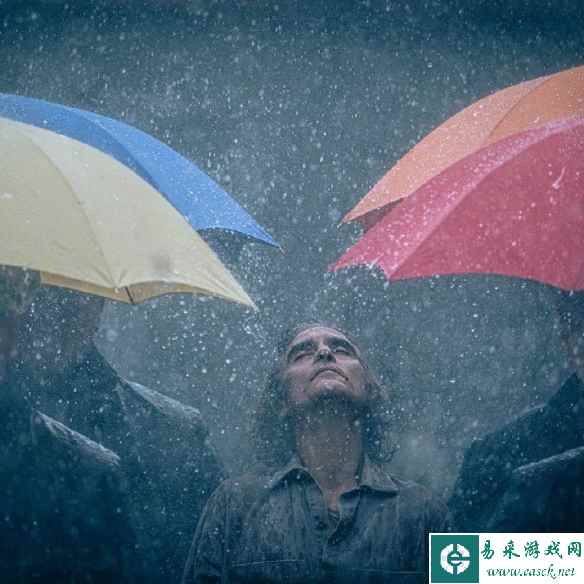 漫改也能有深度！《小丑2》摄影师劳承诺：有惊喜！