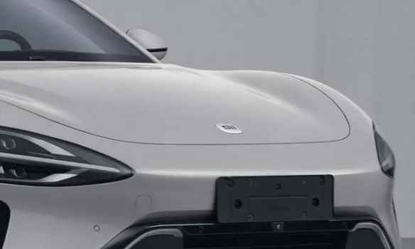 工信部网站曝小米汽车定妆照:车身线条流畅 辨识度高