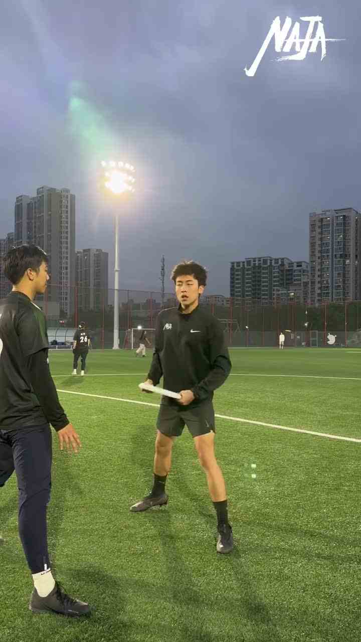 当你被正面强防……