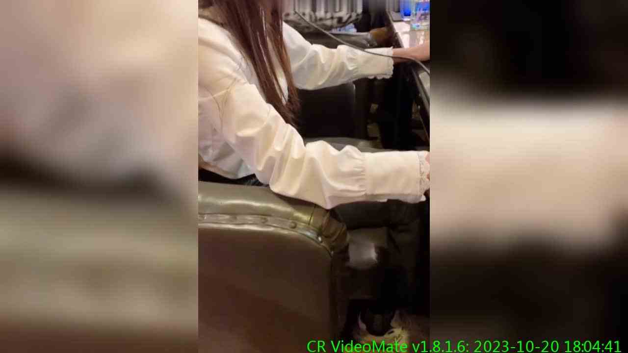 这根本就不是一个普通王者可以打出来的操作，这是……