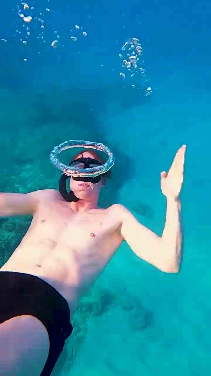 带我的邻居自由潜水（未经家人同意）