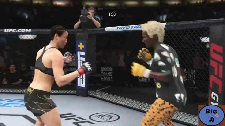 美国女拳霸重拳猛连连续KO多人，张伟丽无惧请求出战！格斗游戏