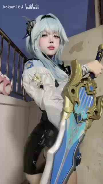 哼……有了别的主C就忘了我这个仇我记下了……1