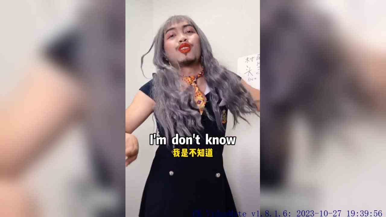 本次航班开往刺激战场，大家请系好安全带，不要随意下飞机，小心落地成盒。