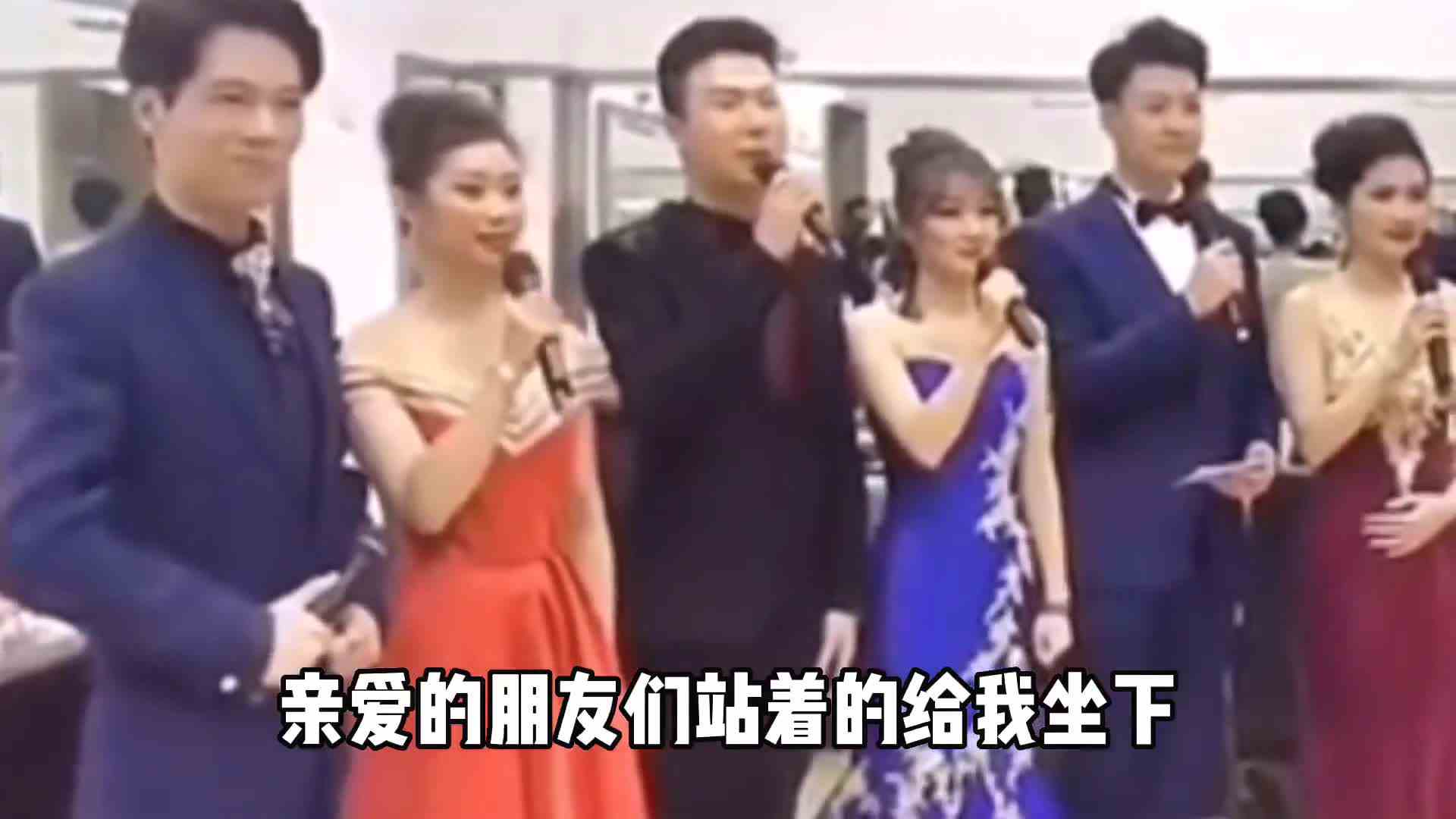 这猝不及防的反转差点闪了我的老腰
