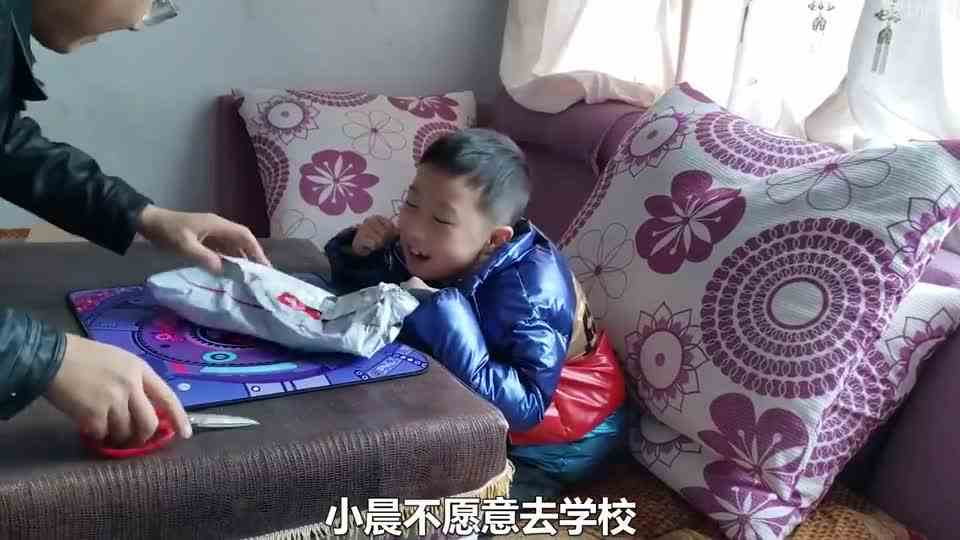 中国csgo的希望—天才游戏少年小晨，仅用两个月就打上巅峰赛