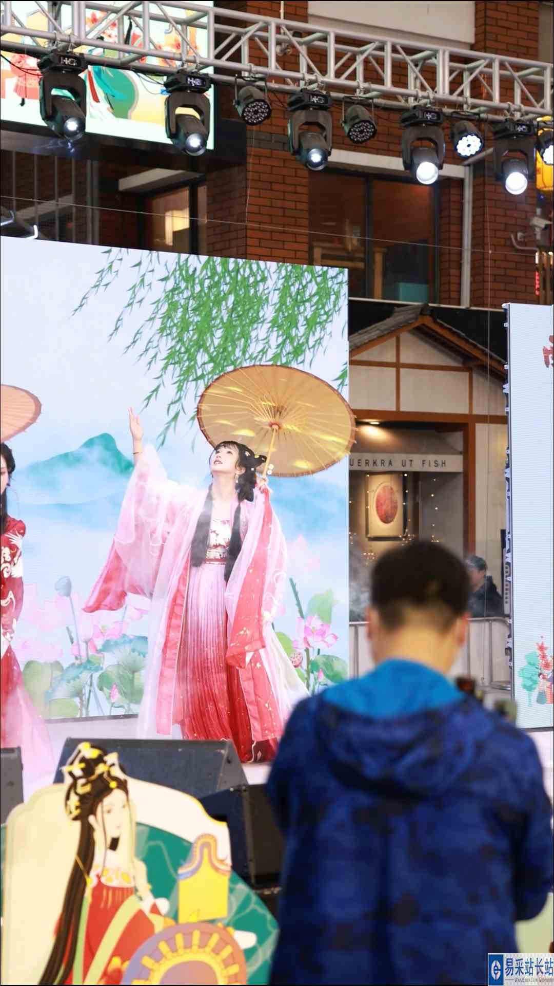 明天就是12月了！开始启动催年会模式！ #2023搜狐视频国风盛典  #搜狐视频舞蹈翻跳盛典 