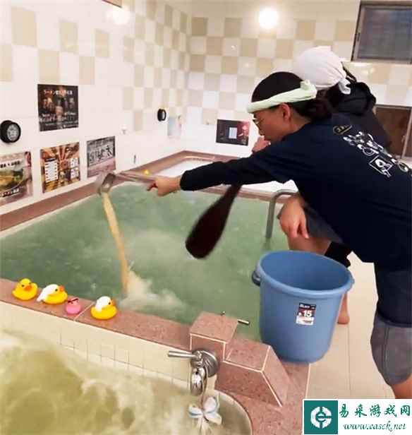 日本浴场推出"豚骨汤浴"引争议 网友：这是要炖自己？