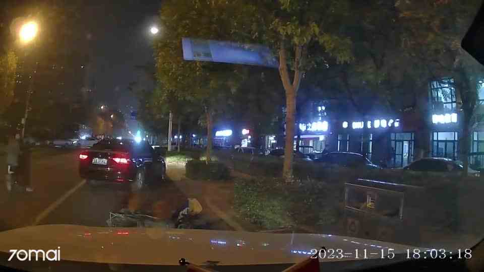 真的看不见吗？我不信