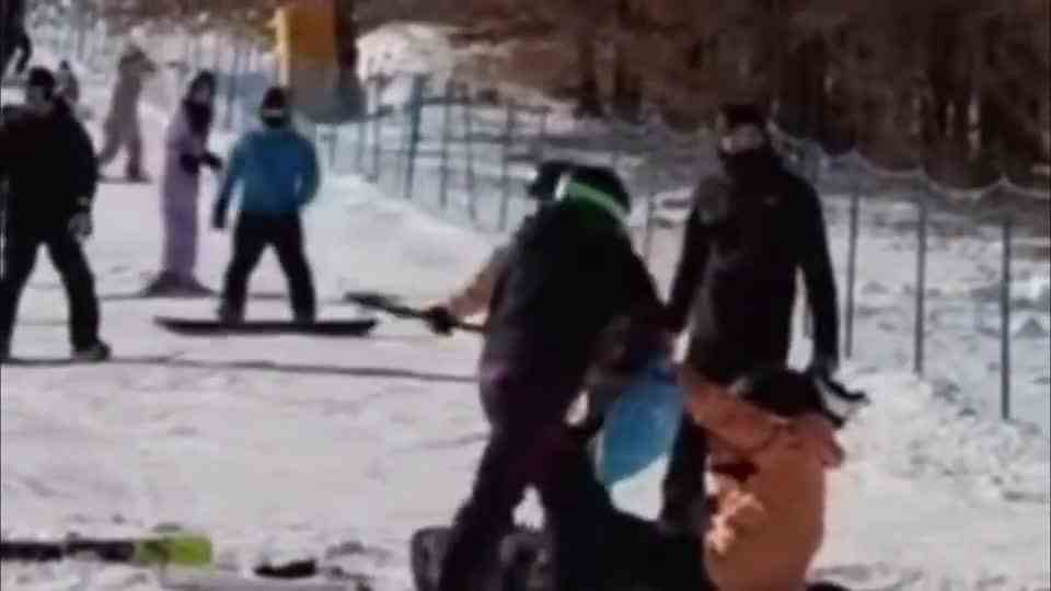 哥们奔着蹲局子去的