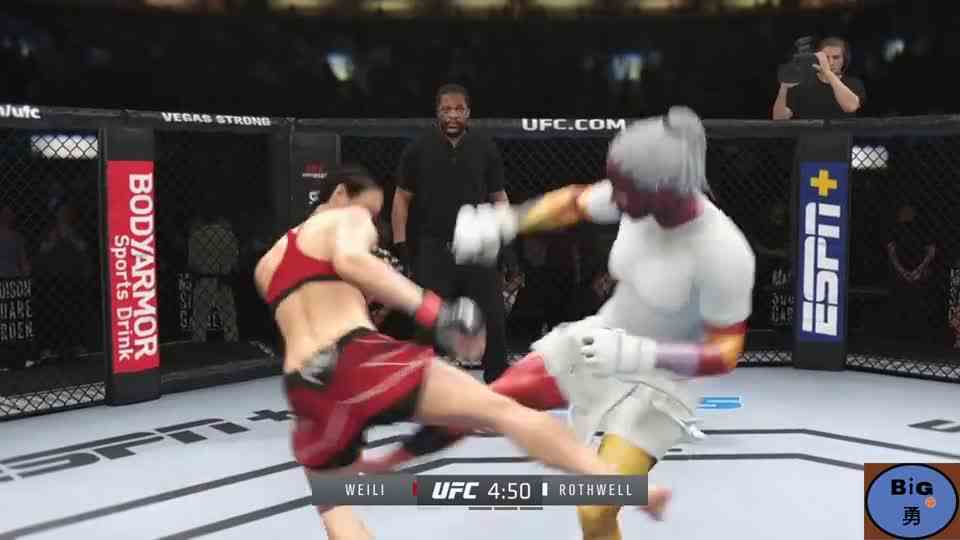 美国女战士为进化功夫竟想挑战张伟丽，大战一触即发！格斗游戏