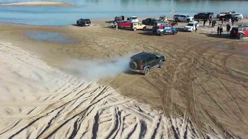 方程豹豹五，冒烟了！