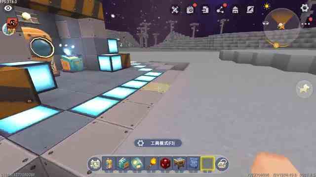 迷你世界：不同玩家制作熄灭火把，新手VS大神，新手用水失败