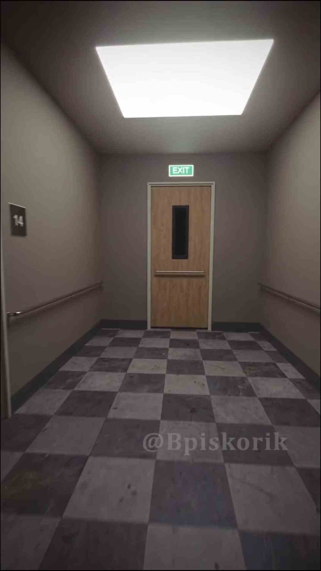 代入感很强，我已经被天花板砸中了