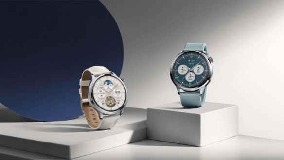 荣耀手表4 Pro推出新款白/青配色：售价1599元起！