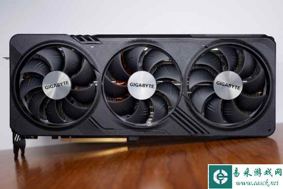 新年焕新卡,RTX 4070 SUPER 魔鹰 装机新选择