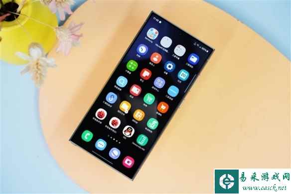 三星S24 Ultra存储读速比iPhone15 Pro Max快了75%！