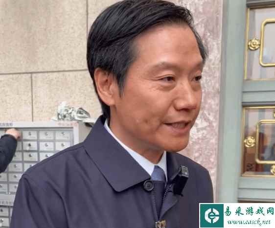 雷军近照变化巨大引网友感叹：造车像把刀,刀刀催人老