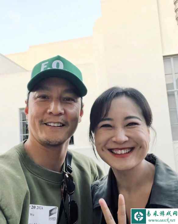 吴彦祖看《热辣滚烫》并晒与贾玲合影！影片豆瓣7.8分