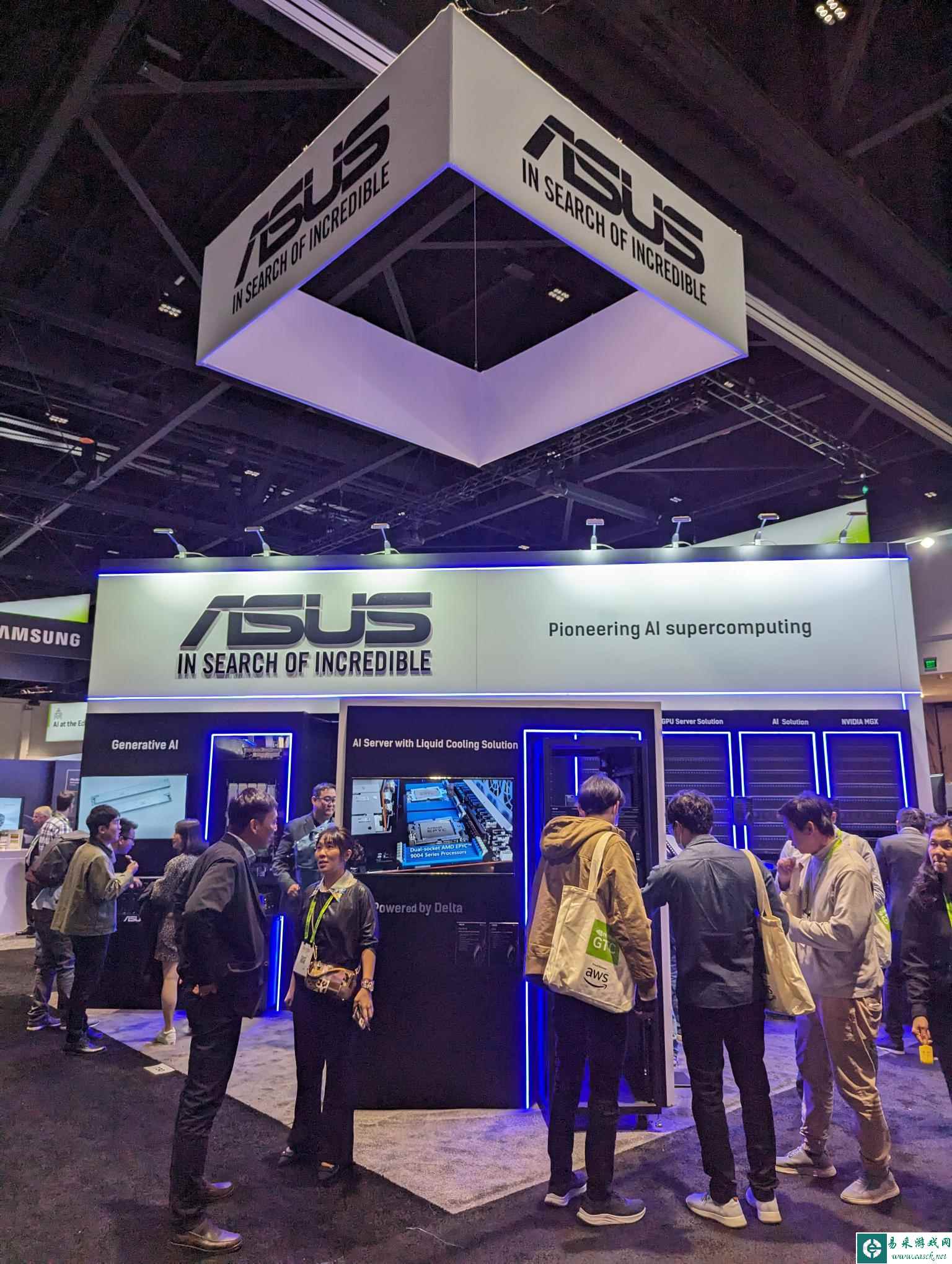 NVIDIA CEO黄仁勋见证华硕MGX系列GPU服务器超能时刻