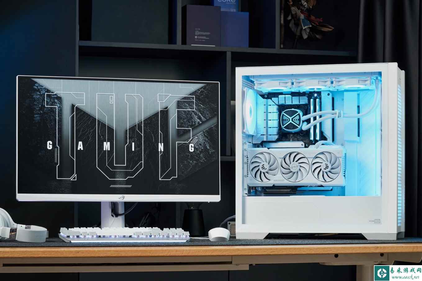 摆脱理线烦恼!TUF GAMING 4070Ti SUPER WHITE背置显卡