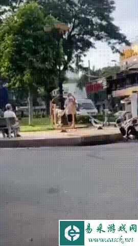 中年男人看不得这个 动图 真男人从不回头看爆炸！