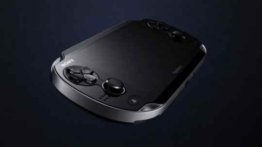 爆料称索尼正在开发类似PSV的新掌机 可运行PS4游戏