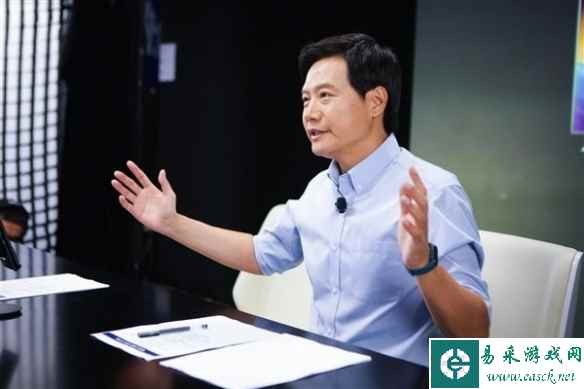 雷军：小米对手是三星苹果 如果不行早被打成渣了