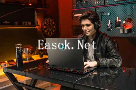 双旗舰组合7945HX3D+4090：泰坦18 Pro锐龙版2024新品猛兽出笼