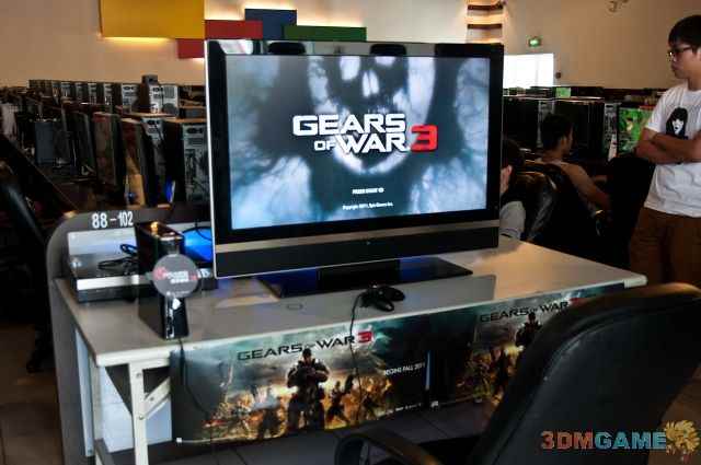 全球限量500支 《战争机器》经典骑兵突击步枪开箱