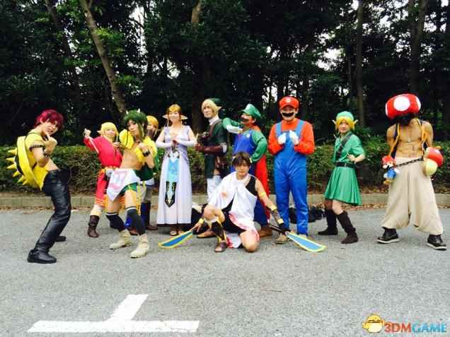 东京电玩展各路Cosplay《风之旅人》无手三人点赞