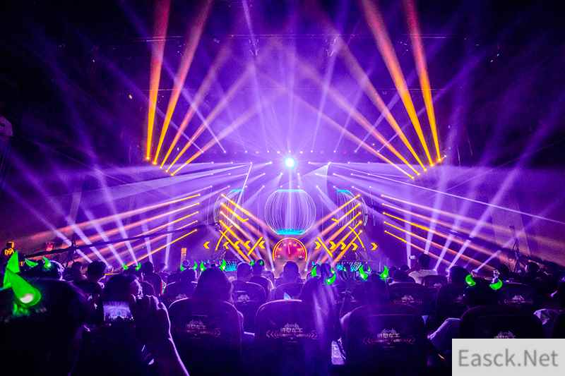 谁是车王第五季圆满收官 QQ飞车再迎新王