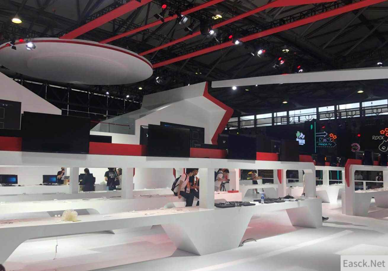 庄园狂欢ChinaJoy! 《第五人格》老友相遇不见不散!