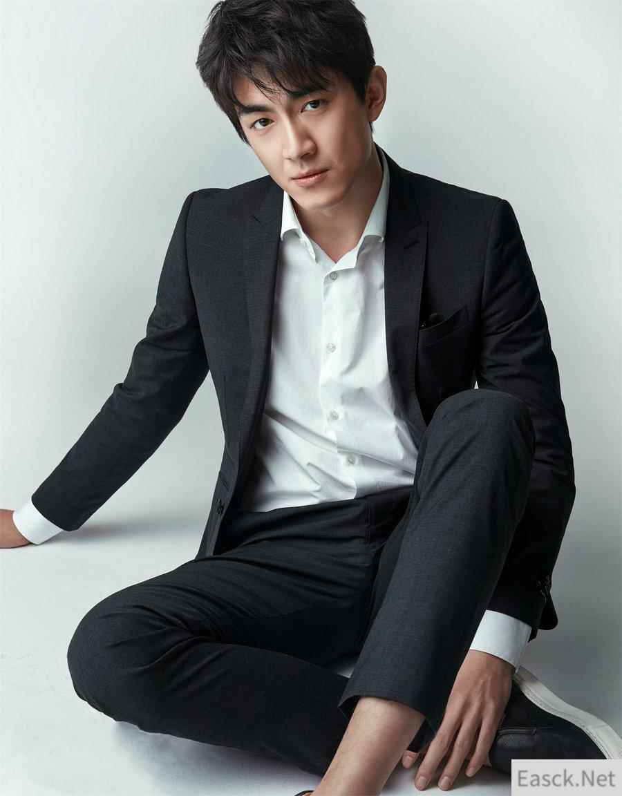 林更新吃鸡账号被误封 网友:一定是太菜了所以被封