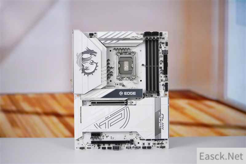 全白高颜值！微星MPG Z890 EDGE TI WIFI刀锋钛主板评测：一键提升10%带宽、降低10%延迟