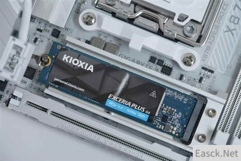 铠侠EXCERIA PLUS G4（VD10）固态硬盘评测：低功耗高性能 无痛升级PCIe 5.0