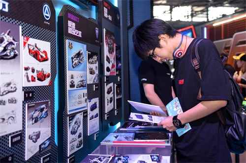 多元赛车文化的内延与外展,QQ飞车手游携腾讯TGC探索更大世界!
