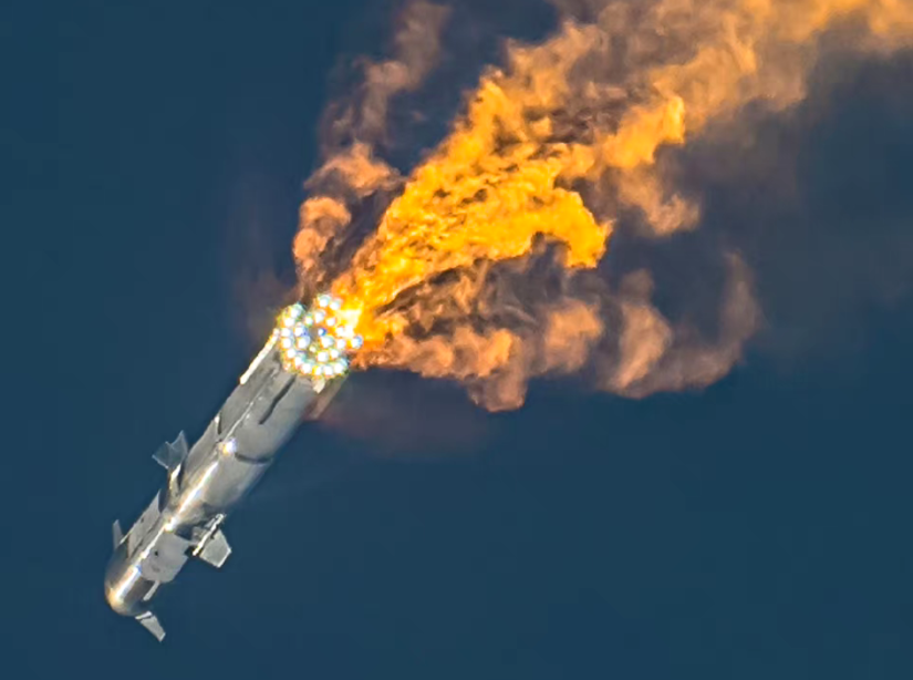 SpaceX“星舰”火箭第八次试飞失败：发射成功但二级飞船发生爆炸