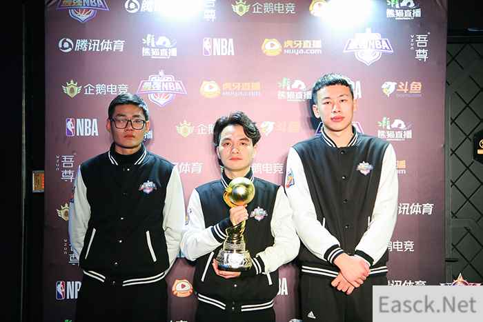 《最强NBA》全国大师赛亚军斗鱼苏喂战队专访：为荣耀而战