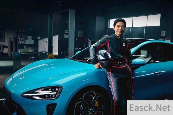雷军回应“小米赛车”传闻：目前专注做好SU7 Ultra