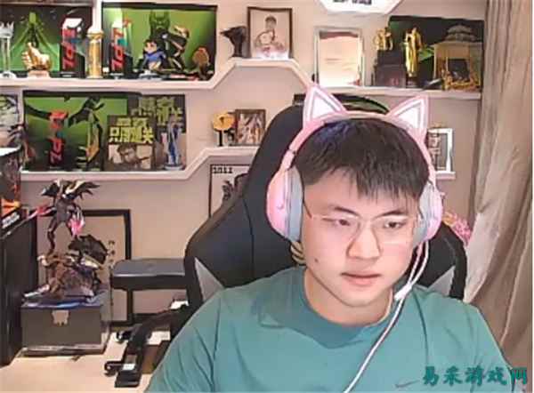 Uzi深夜哭诉自己拿不到平台工资：我都这么努力了，人气还是不达标！