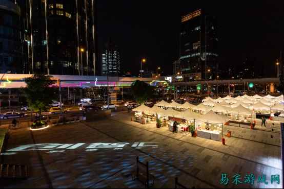 国庆赶人海去了?你可能错过了家门口的创智汇动漫集市