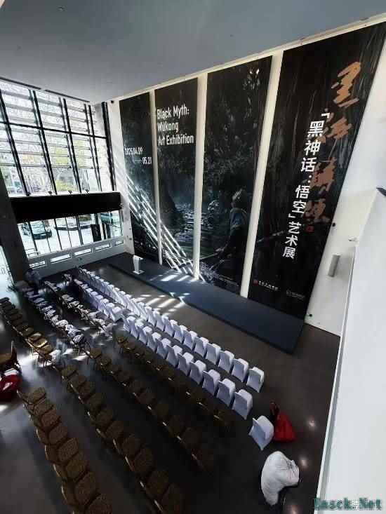 《黑神话：悟空》艺术展现场照片曝光