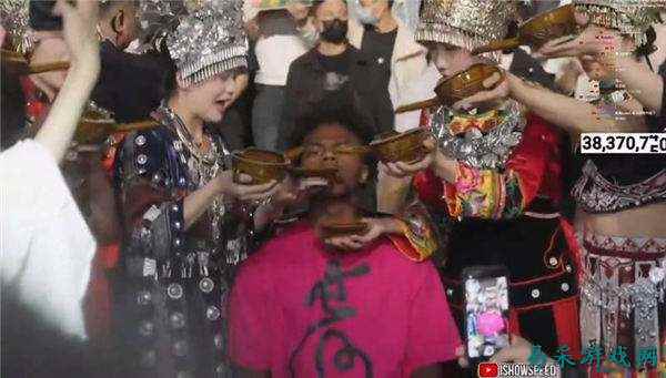 甲亢哥中国行在长沙落幕！却因不想离开中国，选择继续挑选两个城市旅行？！